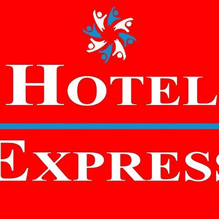 Hotel Express Anniston/Oxford Exteriör bild
